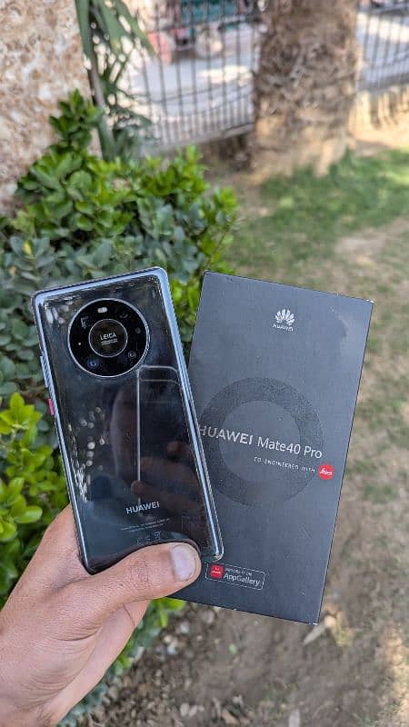 Huawei mat40 pro 256gb Black with box 2