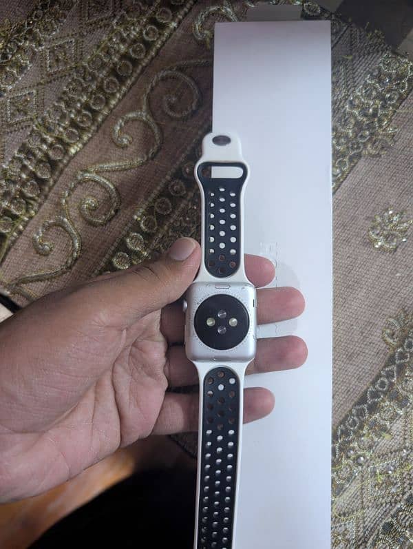 Apple Watch Series 1 With Box 2