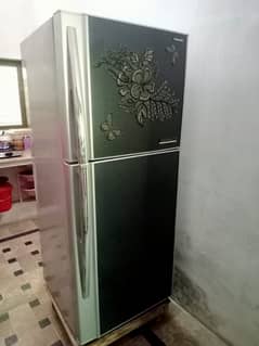 TOSHIBA REFRIGERATOR -FREEZER  HYBRID GUARD SYSTEM