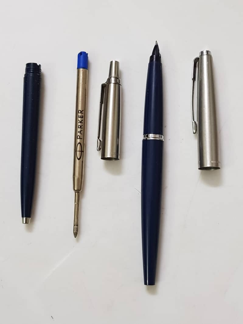 Pen and Pens (parker and sheaffer) 1