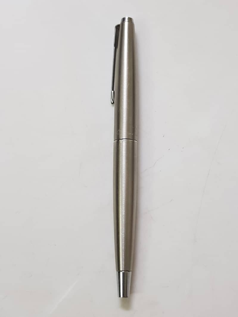 Pen and Pens (parker and sheaffer) 2