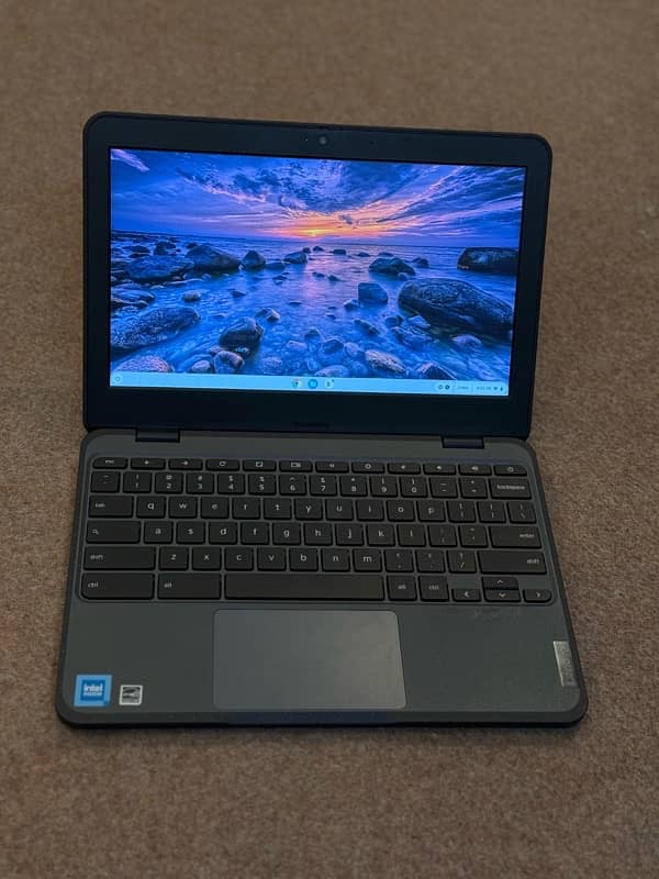 Lenovo 100e 3rd Gen Chromebook 4/64gb playstore Latest update 2031 0