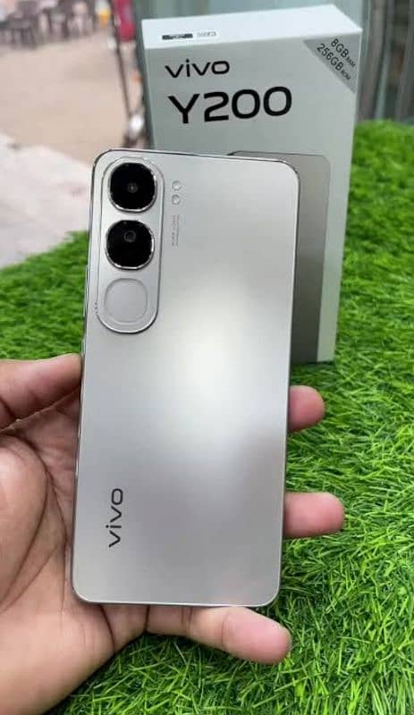 Vivo y200 1