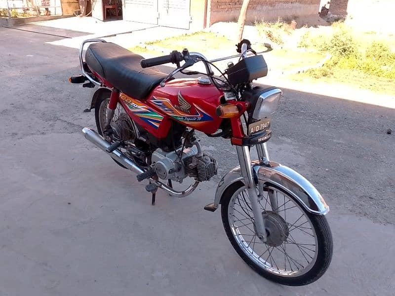 Honda CD 70 model 2020 03007242969 3