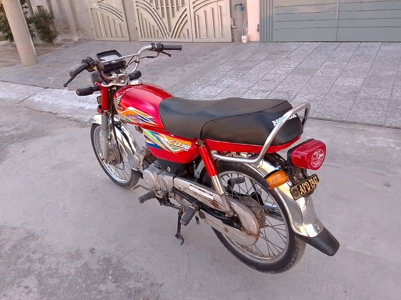 Honda CD 70 model 2020 03007242969 4