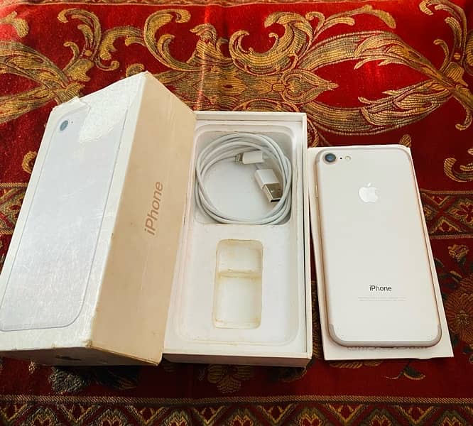 iPhone 7 128gb PTA Approved with box 0