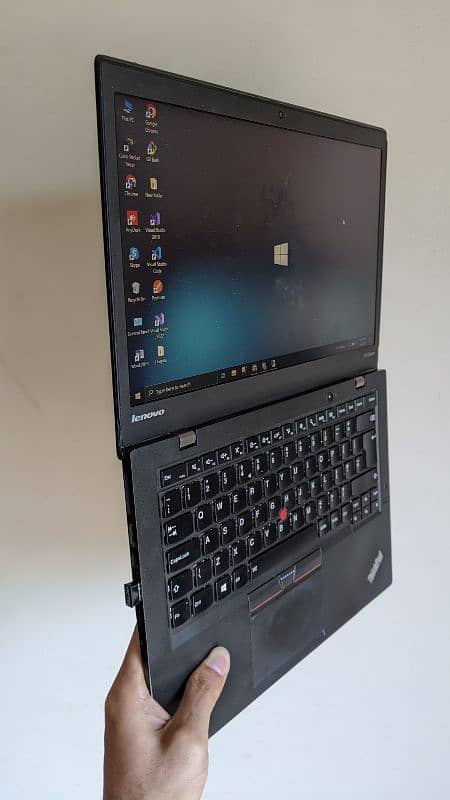 Lenovo X1 carbon, i7, 8GB, 256GB, No single fault 4