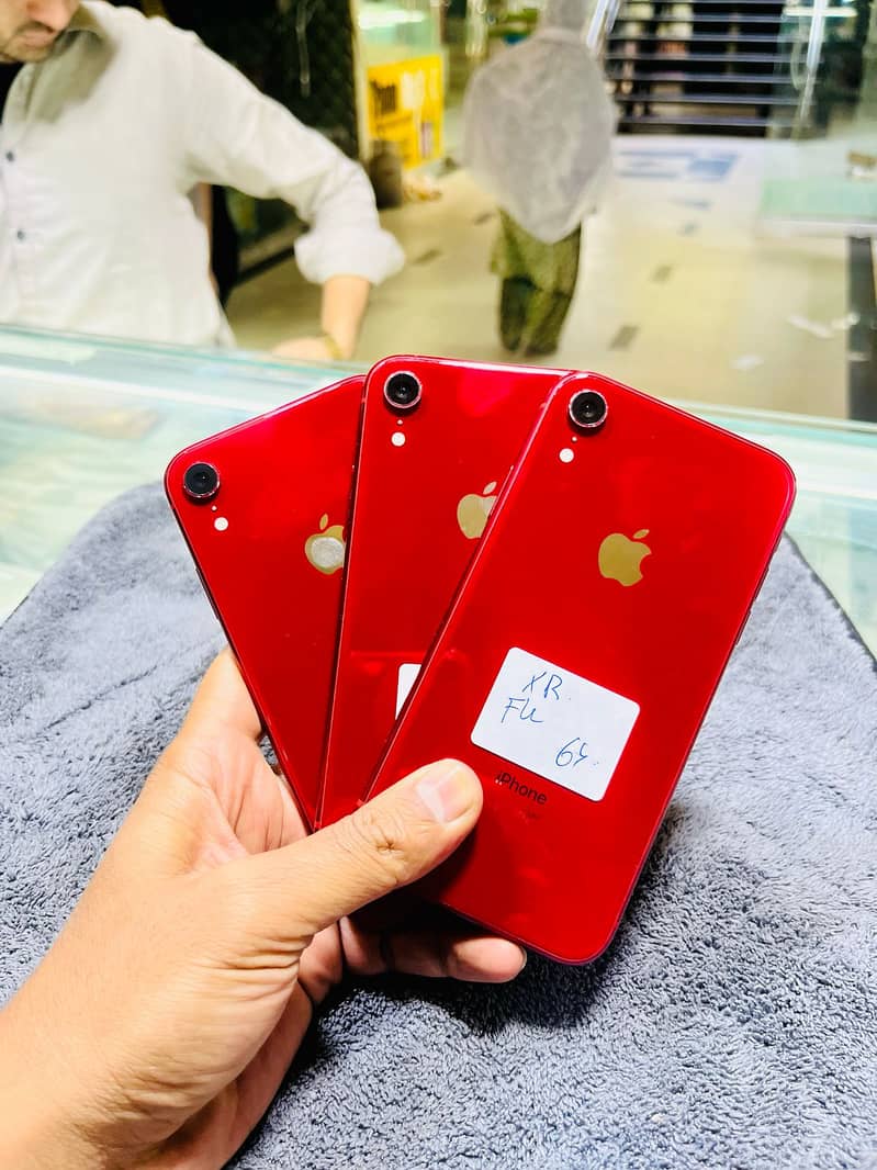 iphone 11 jv / iphone xr / iphone SE 2020 / 64gb / Battery 80+ 7