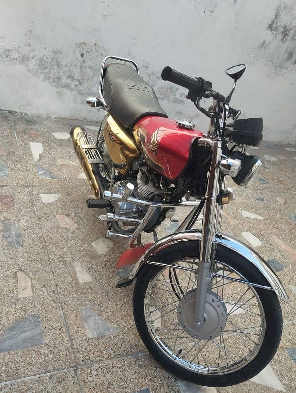 Honda 125 2024 self 17