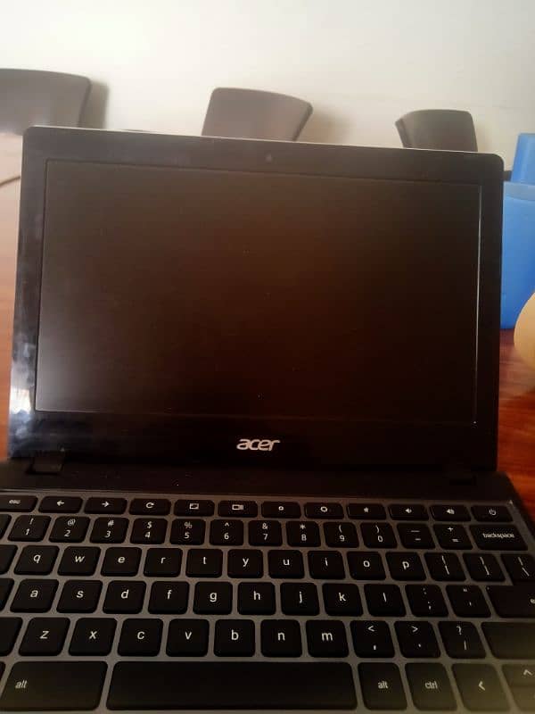 Acer laptop 0