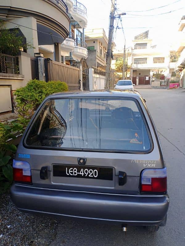 Suzuki Mehran VXR 2017 4