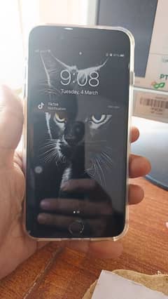 I am selling my iphone 7plus 128 gb