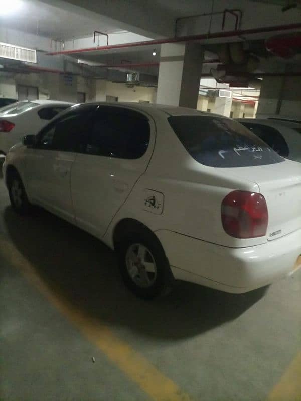 Toyota Platz 2002 3