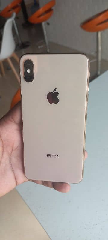 i phone xs max new condition 7