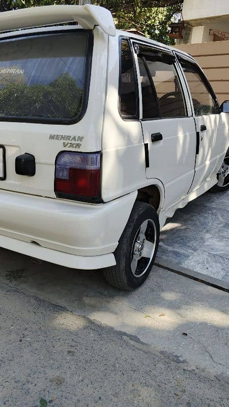 Suzuki Mehran VXR 2011 1