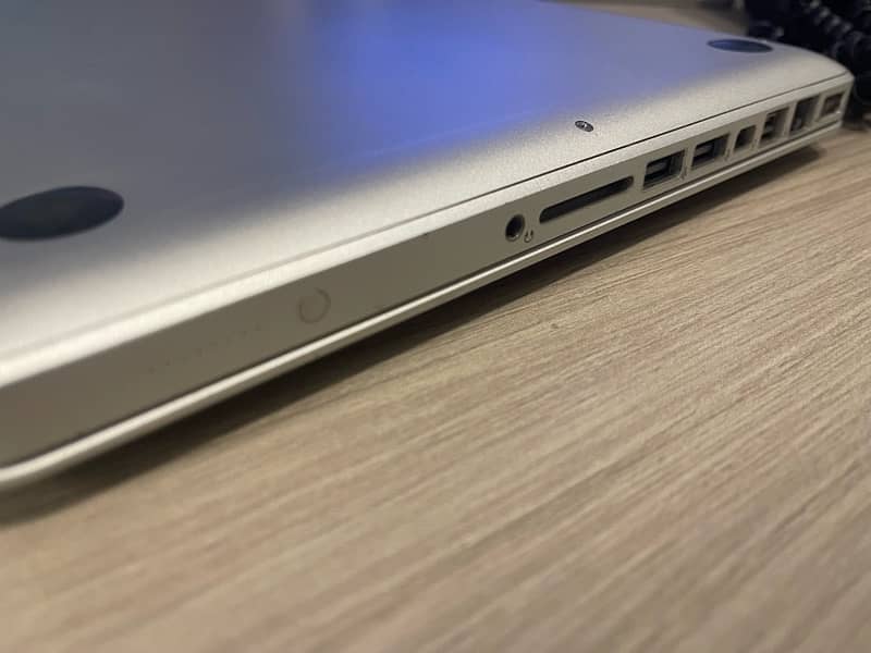 Apple Macbook Pro Model A1278 8