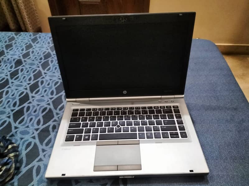 HP Elite book 8470p 0