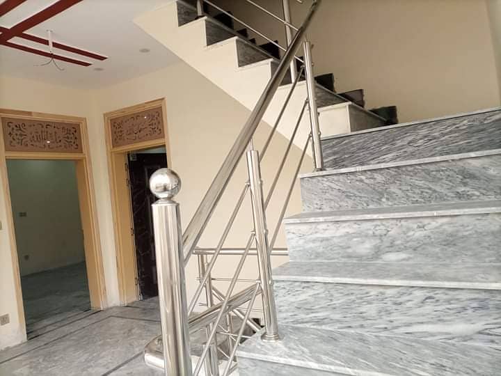 Luxury 5 Marla House For Sale In Gulzare Quaid, Wakeel Colony, Rawalpindi. This Double Storey Property With Basement Good Location N Good Condition 31