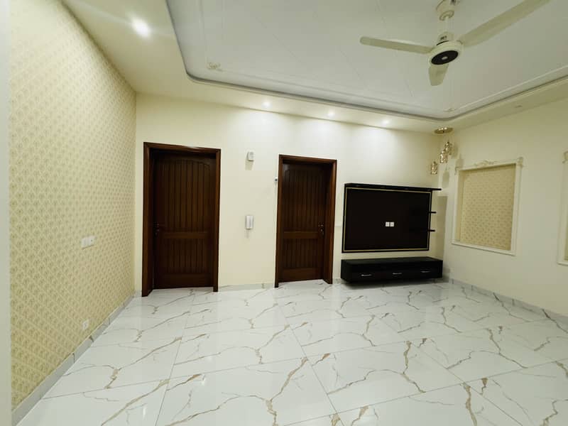 10 Marla Brand New House Available For Sale In Bahria Town Lahore 7