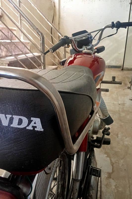 HONDA CD 70/ PUNJAB NUMBER DOCUMENTS ALL CLEAR LOCATION G-15 ISLAMABAD 1