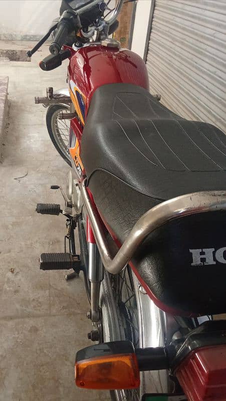 HONDA CD 70/ PUNJAB NUMBER DOCUMENTS ALL CLEAR LOCATION G-15 ISLAMABAD 2