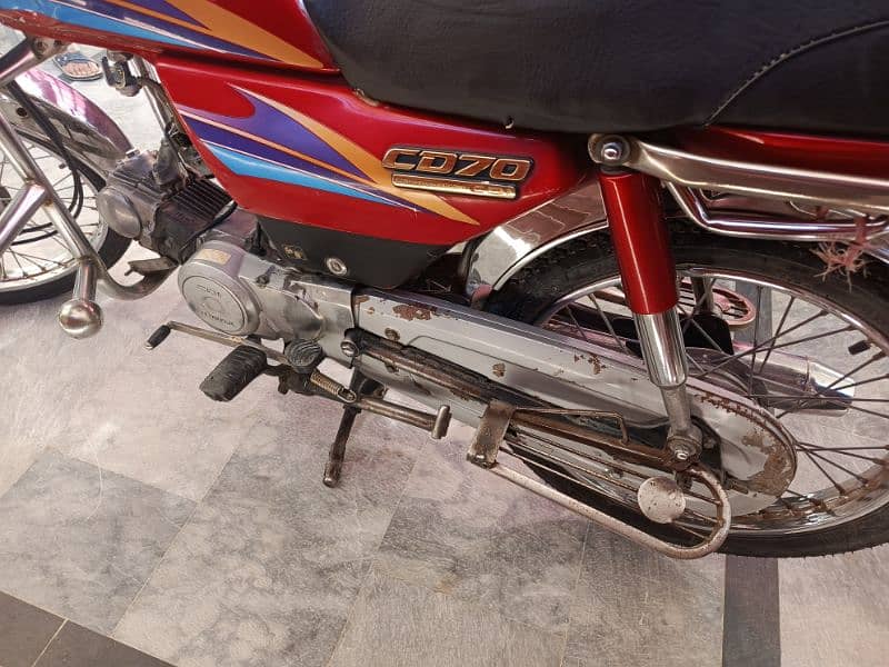 70cc Honda 2007: Reliable, Efficient, and Ideal for City Rides 3