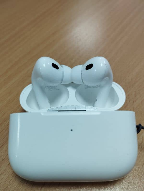 Apple Airpods Pro 2 4