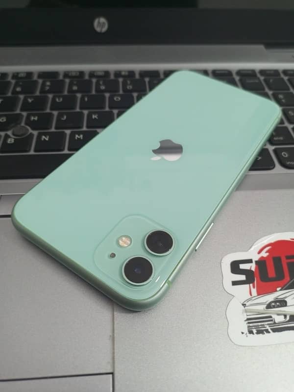 iPHONE 11 MINT GREEN 64GB ALL OKAY 1