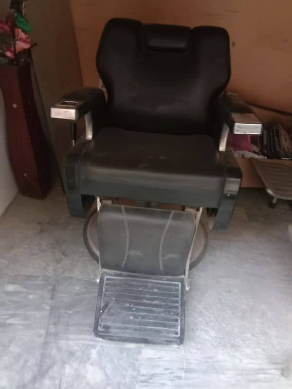 barber chair 1