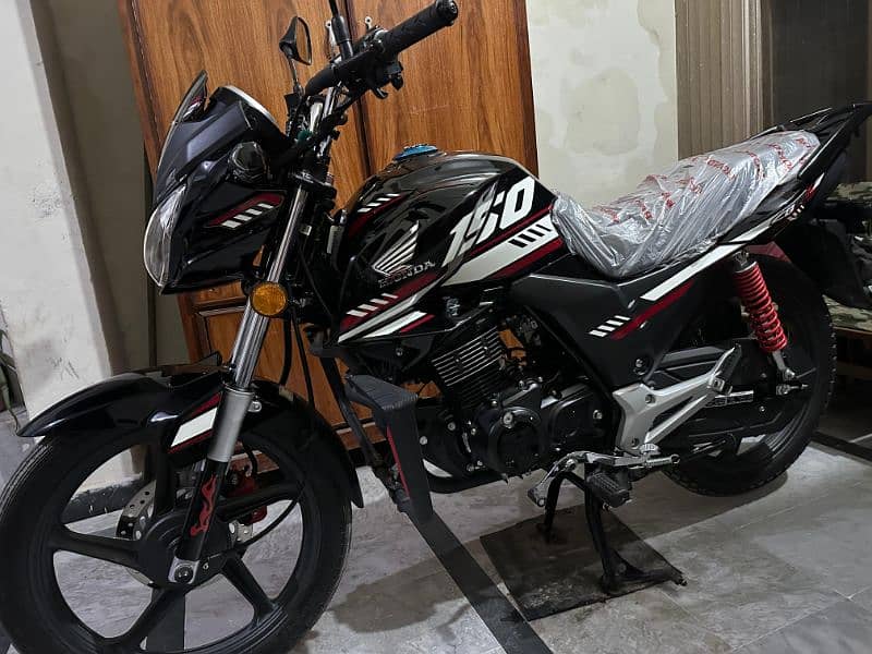 Honda CB 150F 0