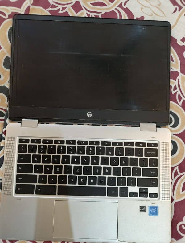 Hp chromebook for Sale (Touch screen+ 360 rotation) 1