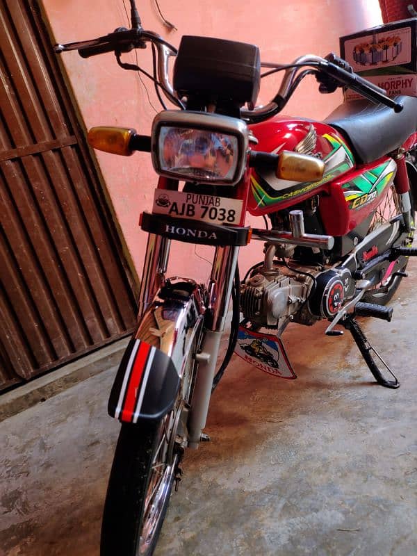 Honda CD70 4