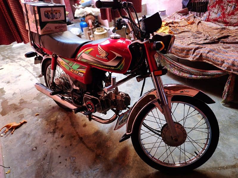 Honda CD70 7