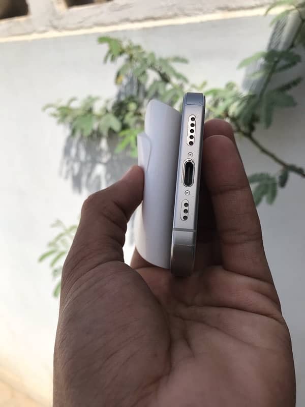 Iphone 15 Pro 256GB Non Pta JV 4