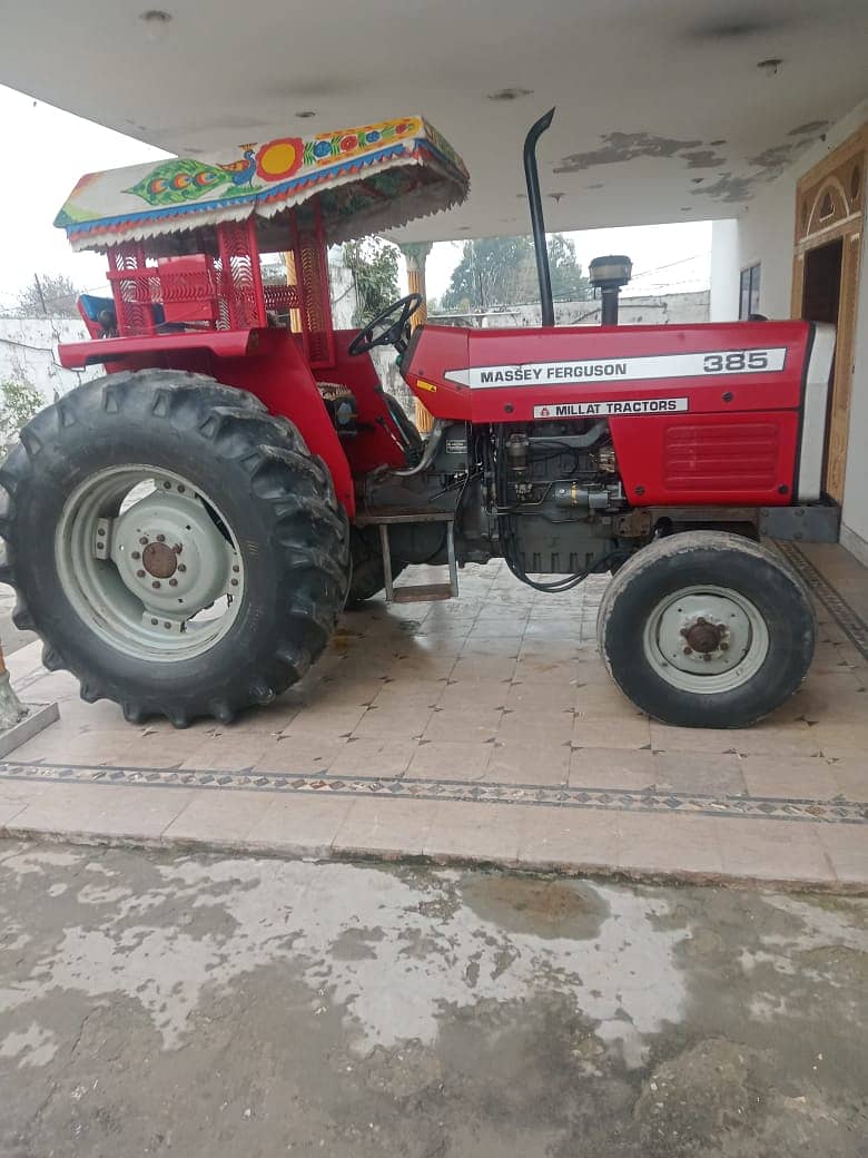 Massey Ferguson 385 Tractor Model 2017 (Urgent Sale) 0