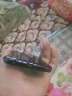 Oppo ok ha finger or spker Nahi chalta finger 100 ka ha