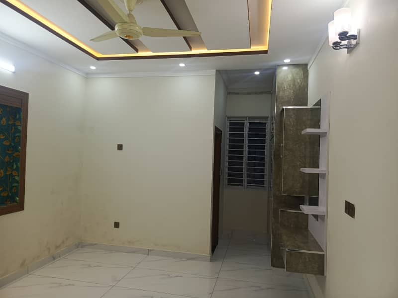 Beautiful one bedroom with attached bath and kitchen upper portion of 5 Marla available for rent in airport Housing Society Sector 4 5