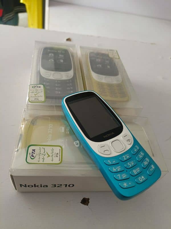 Nokia 3210 C Type Port Box Pack 2
