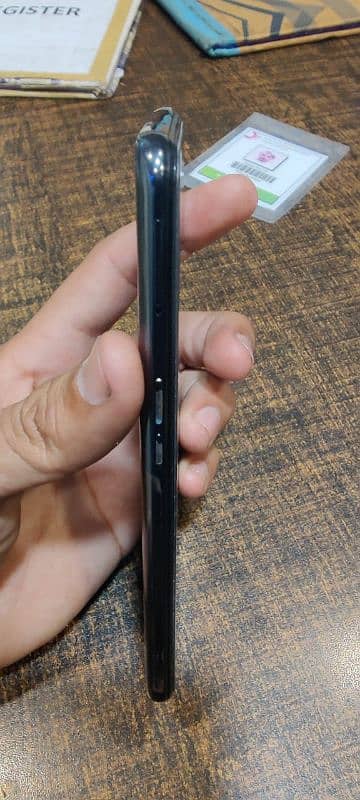 Oppo Reno 5 Good Condition 8