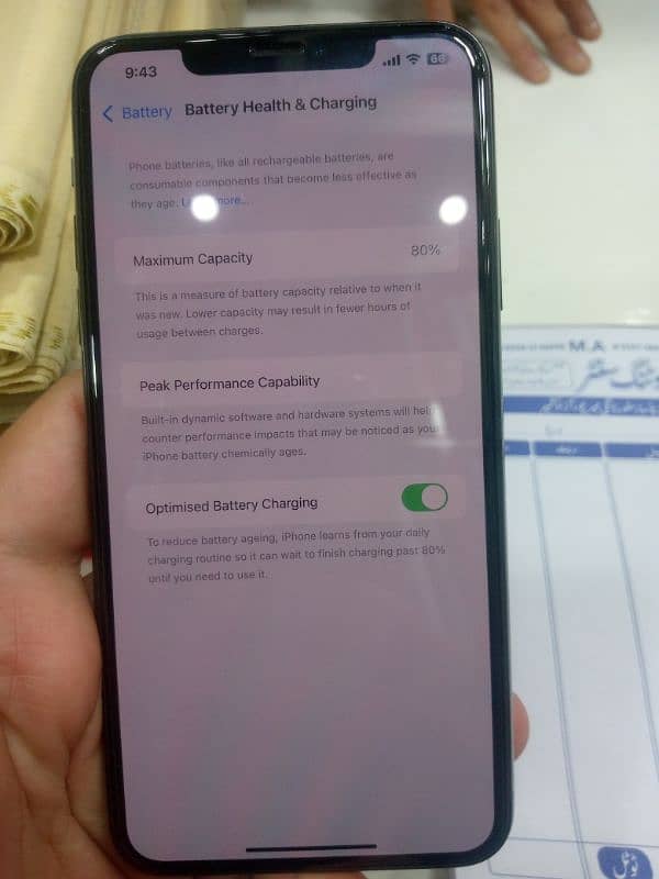 I phone 11pro max non pta 10/10 GB64 battery health 80 6