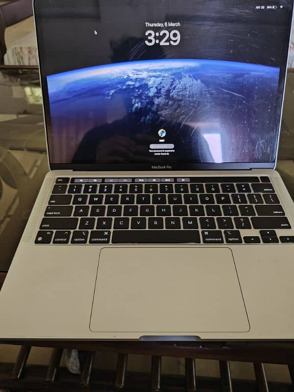 MacBook Pro M1 2020 13 inch LLA 1