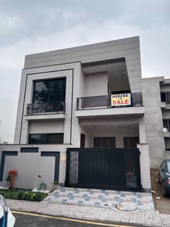 5 MARLA BRAND NEW HOUSE FOR SALE IN K BLOCK, DREAM GARDENS LAHORE.