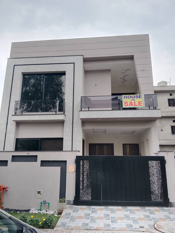 5 MARLA BRAND NEW HOUSE FOR SALE IN K BLOCK, DREAM GARDENS LAHORE. 25