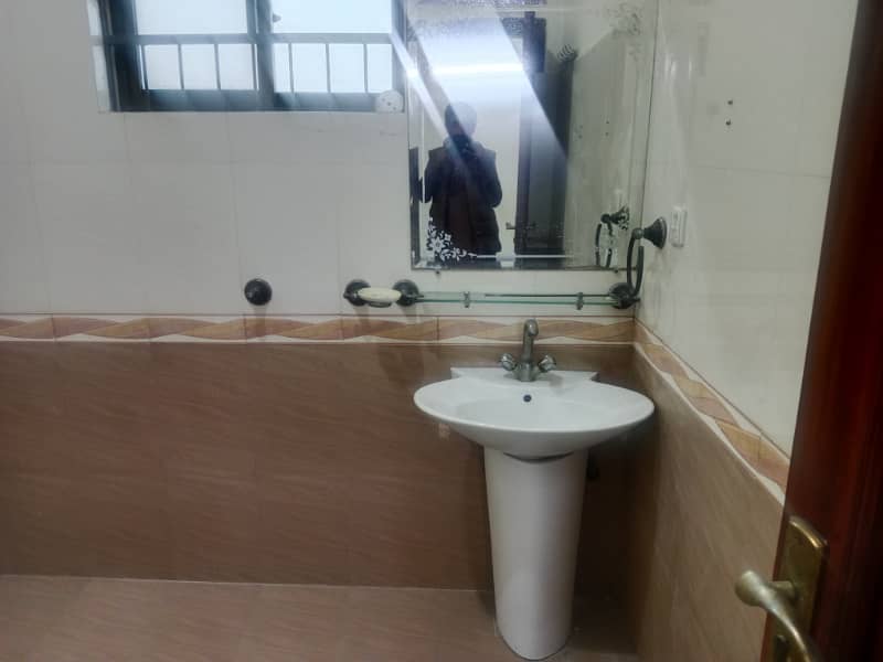 1 kanal full house for Rent in pcsir phas 2 6