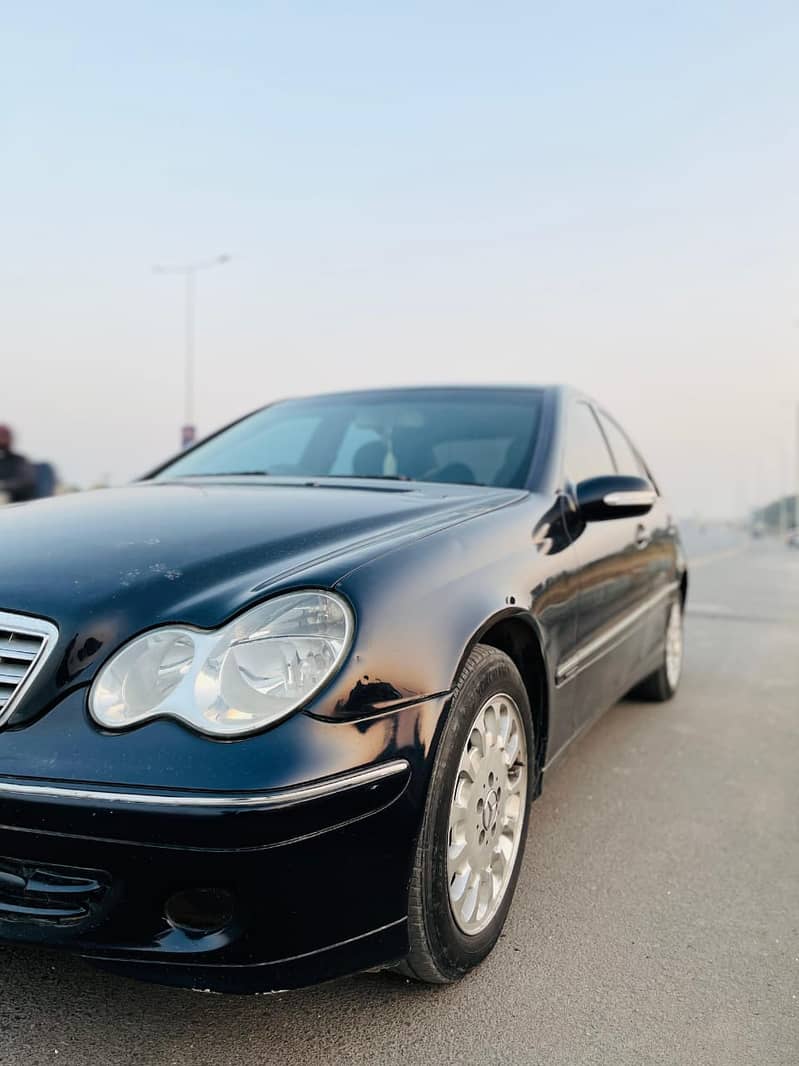 Mercedes C Class 2007 model 2013 registered 7