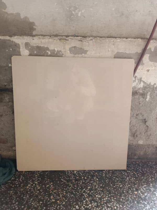 Off White and Light Yellow Tile 2x2 | Pakpattan 0