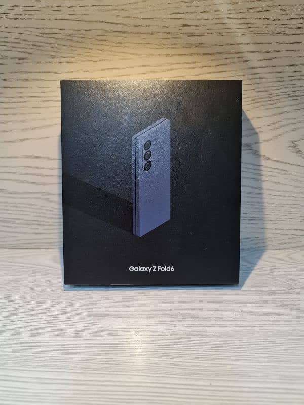 Samsung Galaxy ZFold 6 256gb 2 Months Used 8