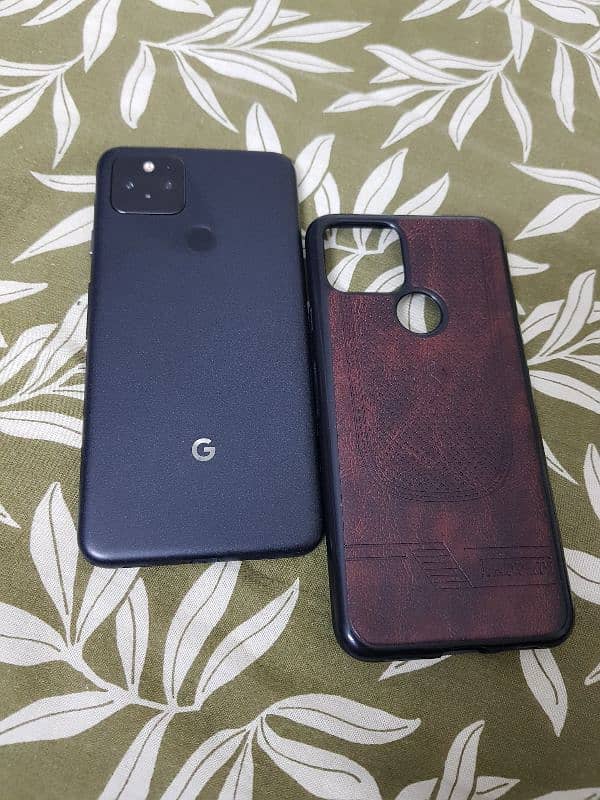 Google Pixel 5 128GB / 8GB 100% original. USA variant + Rapid charger 2