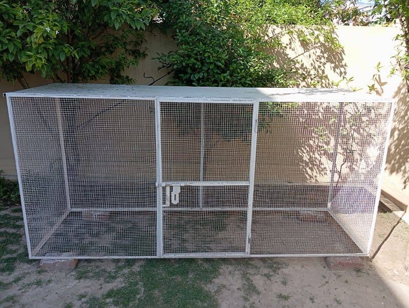 HENS/ PARROT CAGE 3