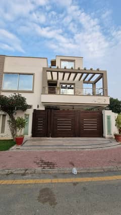 Luxurious 12 Marla Corner House on Main Boulevard, Bahria Town Lahore